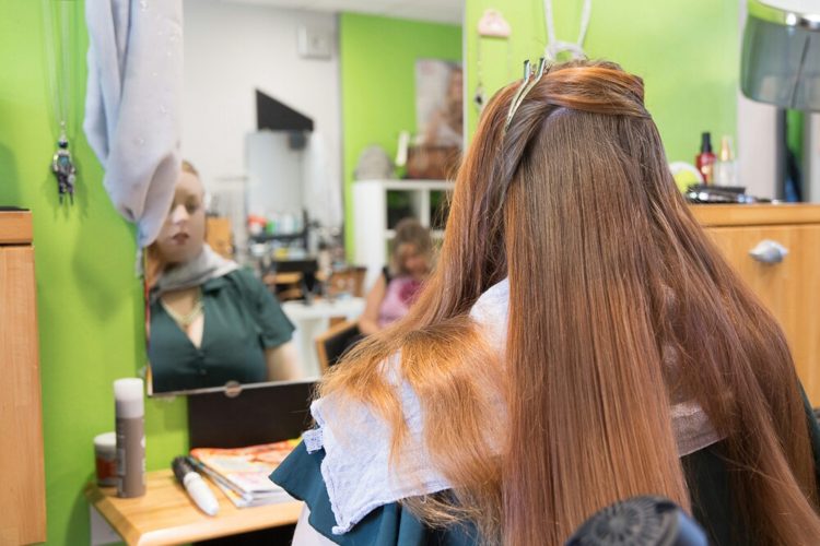 Cheveux : comment choisir son fer à lisser ou à boucler ?