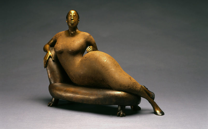 L'art tout en rondeurs : les sculptures rondes d'Hélène Labrie.