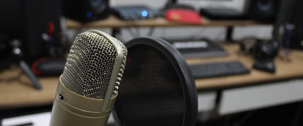 podcast Louie Media