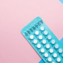 La pilule contraceptive : les hormones, prennent-elles le contrôle de nos vies ?