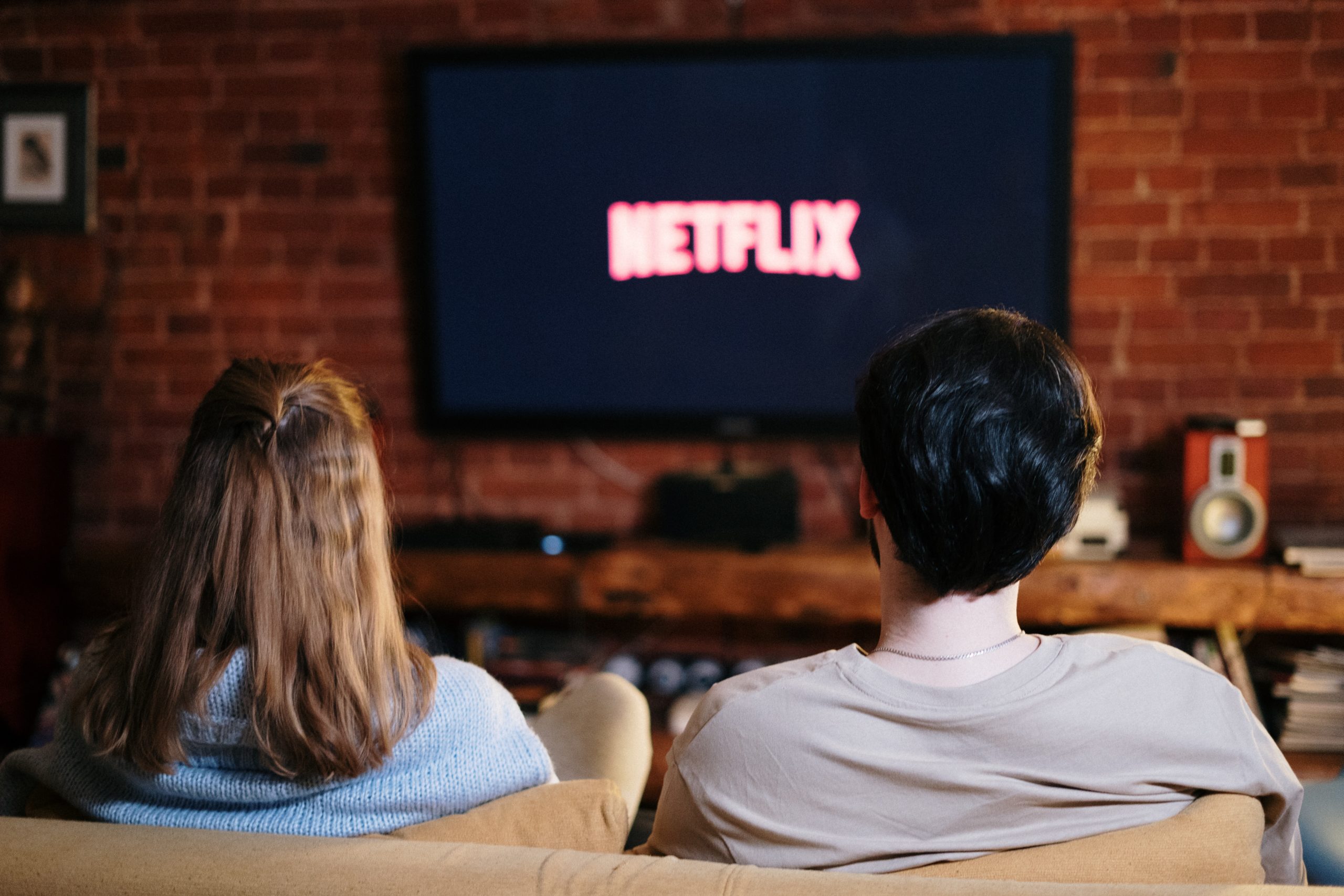 La marque grossophobe “Abercrombie et Fitch” mise en lumière dans un nouveau documentaire Netflix !