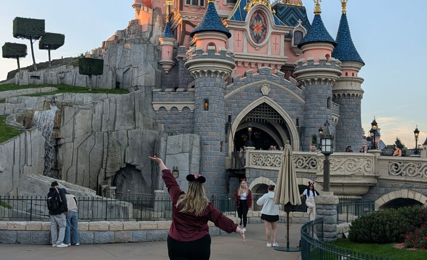 It’s a small world : Une leçon d’inclusivité à Disneyland.